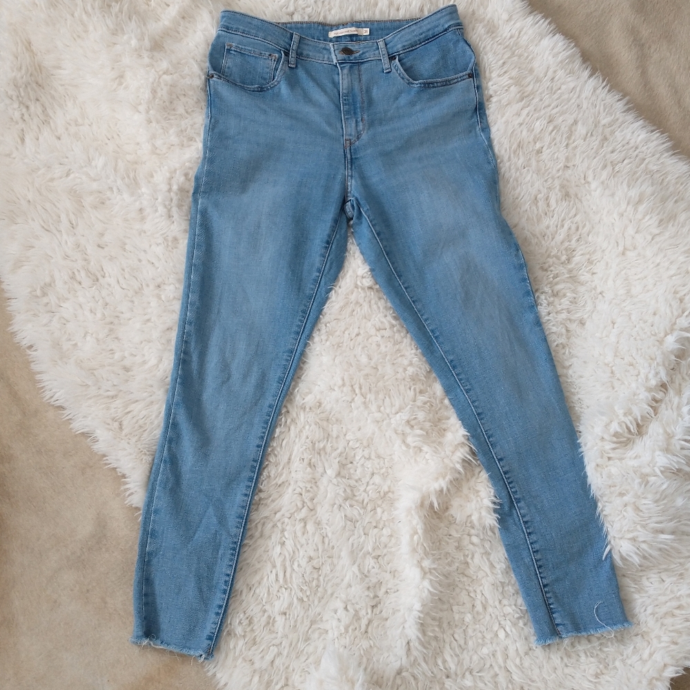 Levi's 721 high-rise skinny blue jeans 31 like new